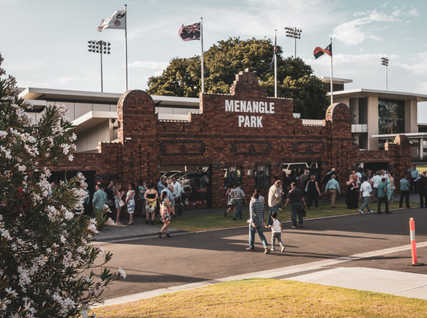 Front entrance of Club Menangle